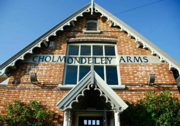 1-THE-CHOLMONDELEY-ARMS